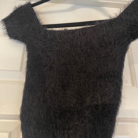 Fashion Nova Fuzzy Top - Black - Picture 2 of 4